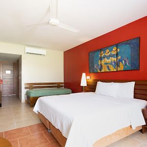 Standard King or Twin Room